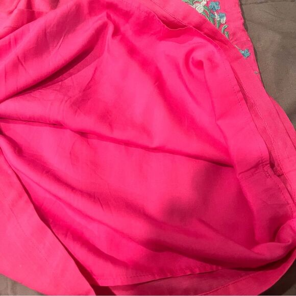 J. Marie Pink Embroidered Linen Hannah Top Size Medium - Picture 8 of 10